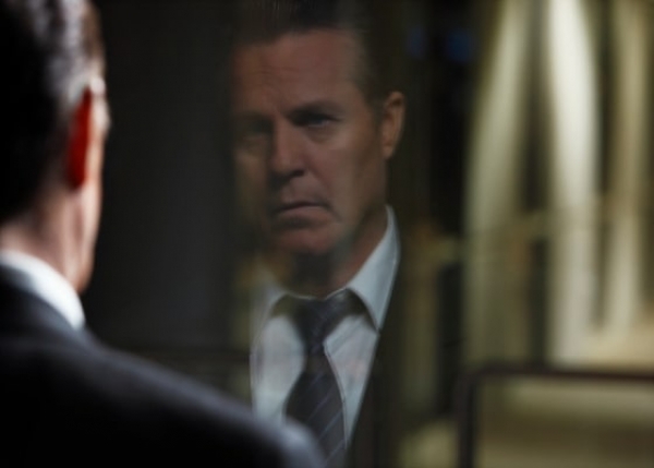 ျပတင္းေပါက္နဲ႔ မွန္