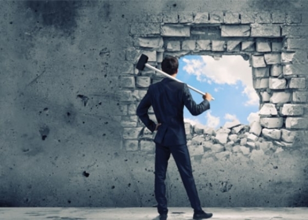 အခက္အခဲေတြကို ဘယ္လိုေက်ာ္လႊားမလဲ