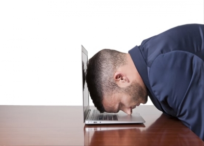 အသုံးမက်တဲ့ လူတစ္ေယာက္လို ခံစားေနရၿပီလား