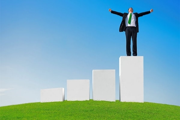 သူမ်ားထက္ေခါင္းတစ္လုံးသာဖို႔