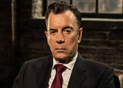 ေရခဲမုန္႔ေရာင္းရင္းကေန သန္းၾကြယ္သူေဌးျဖစ္လာခဲ့တဲ့ Duncan Bannatyne