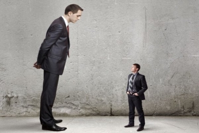 အရွိန္အဝါႀကီးတဲ့ သူဆိုတာ...