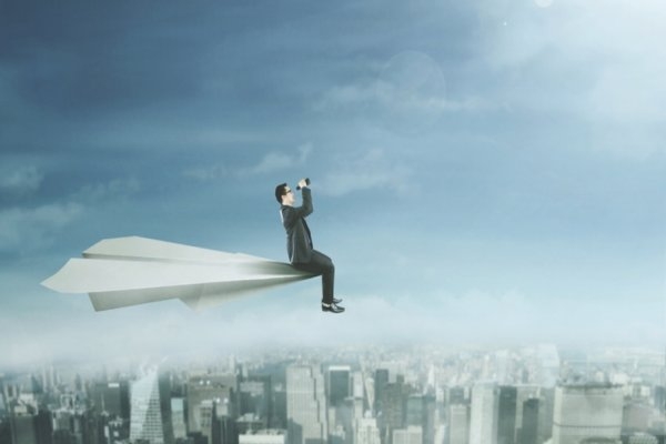 သင့္ကိုယ္သင္ ျမင္ေအာင္ႀကည္႔ပါ!