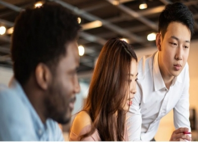 အလုပ်ကိုင်ရှာဖွေသူ ၃၀၀၀ကို လေ့ကျင့်သင်ကြားပေးမည့် Google နှင့်စင်ကာပူအစိုးရ