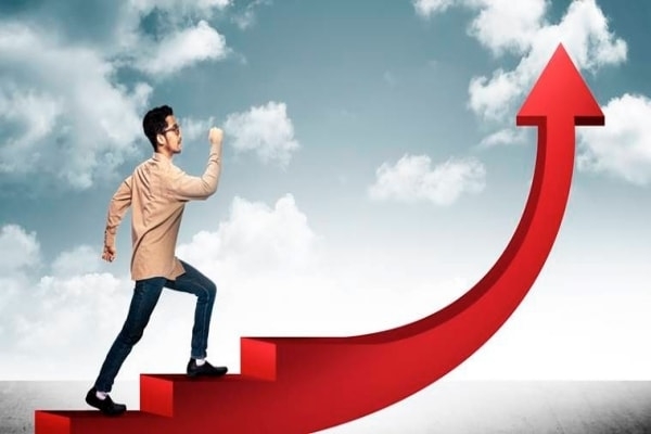 သာမန္လူတစ္ေယာက္က ေအာင္ၿမင္ရန္ လုပ္သင့္ေသာ (၉)ခ်က္