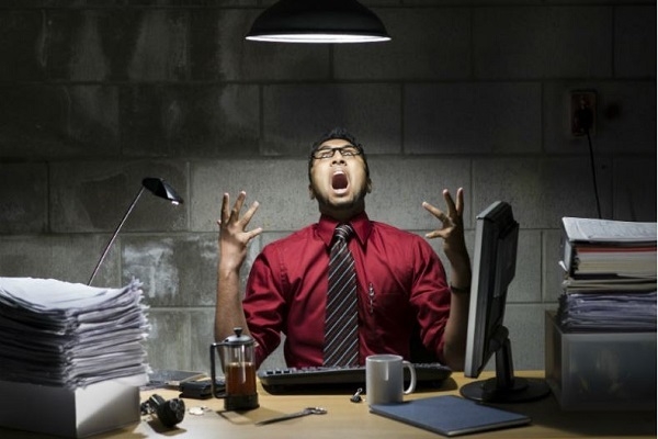 ဘယ္အသက္အရြယ္မွာ အလုပ္လုပ္ရတာ ပင္ပန္း ၿငီးေငြ႔လာတာလဲ???