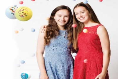 ကေလးသာသာအရြယ္နဲ႕ သန္းၾကြယ္သူေဌးျဖစ္ေနတဲ့ ေကာင္မေလးႏွစ္ေယာက္