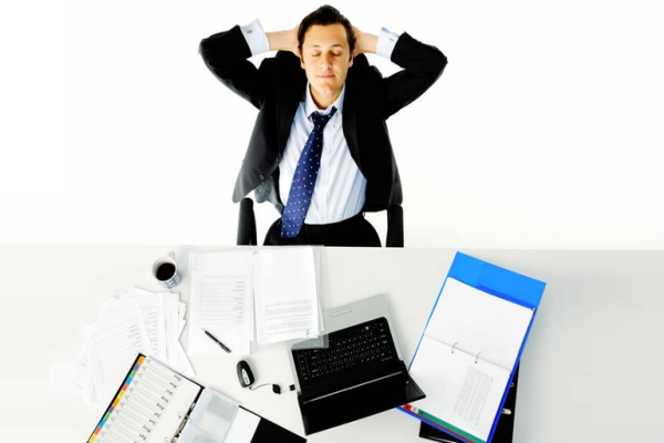 အလုပ္မလုပ္ရတိုင္း သက္တာတယ္လို႔မထင္လိုက္ပါနဲ႔!