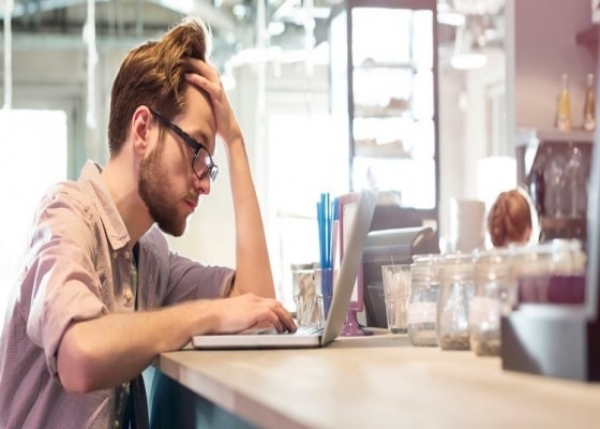 ရုတ္တရက္အလုပ္လက္မဲ့ ျဖစ္သြားတဲ့အခါ ဘာလုပ္သင့္လဲ